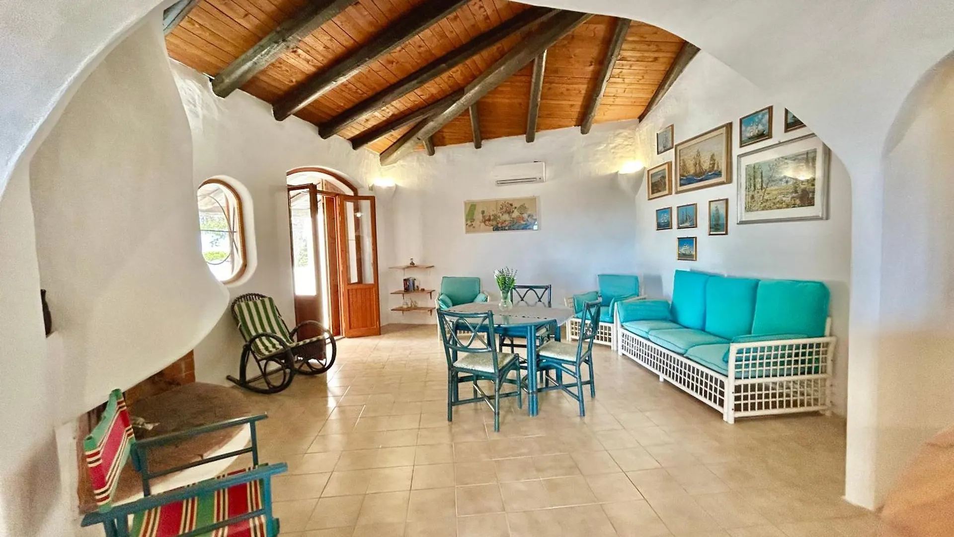 Nura'S - Villa Paola Vista Mare Valledoria  0*, Valledoria (Sardinia) Italia